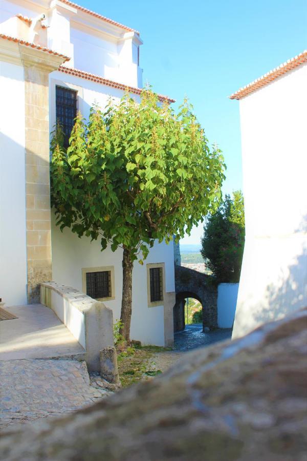 Casa Do Castelo Ourem Hotel Exterior photo